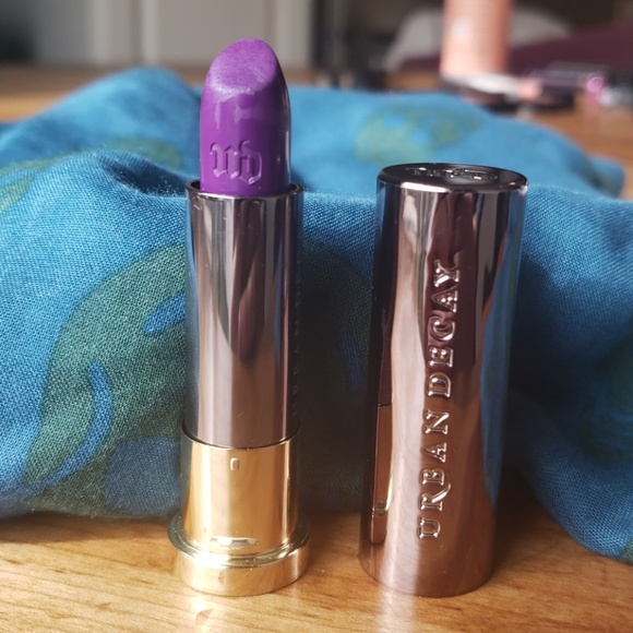 Urban Decay lipstick - Picture 3 of 3